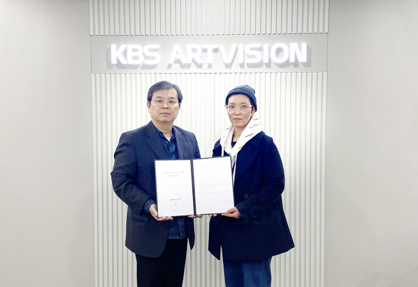 김종욱 KBS아트비전 대표(사진 왼쪽)와 따능스쿨 이혜경 이사